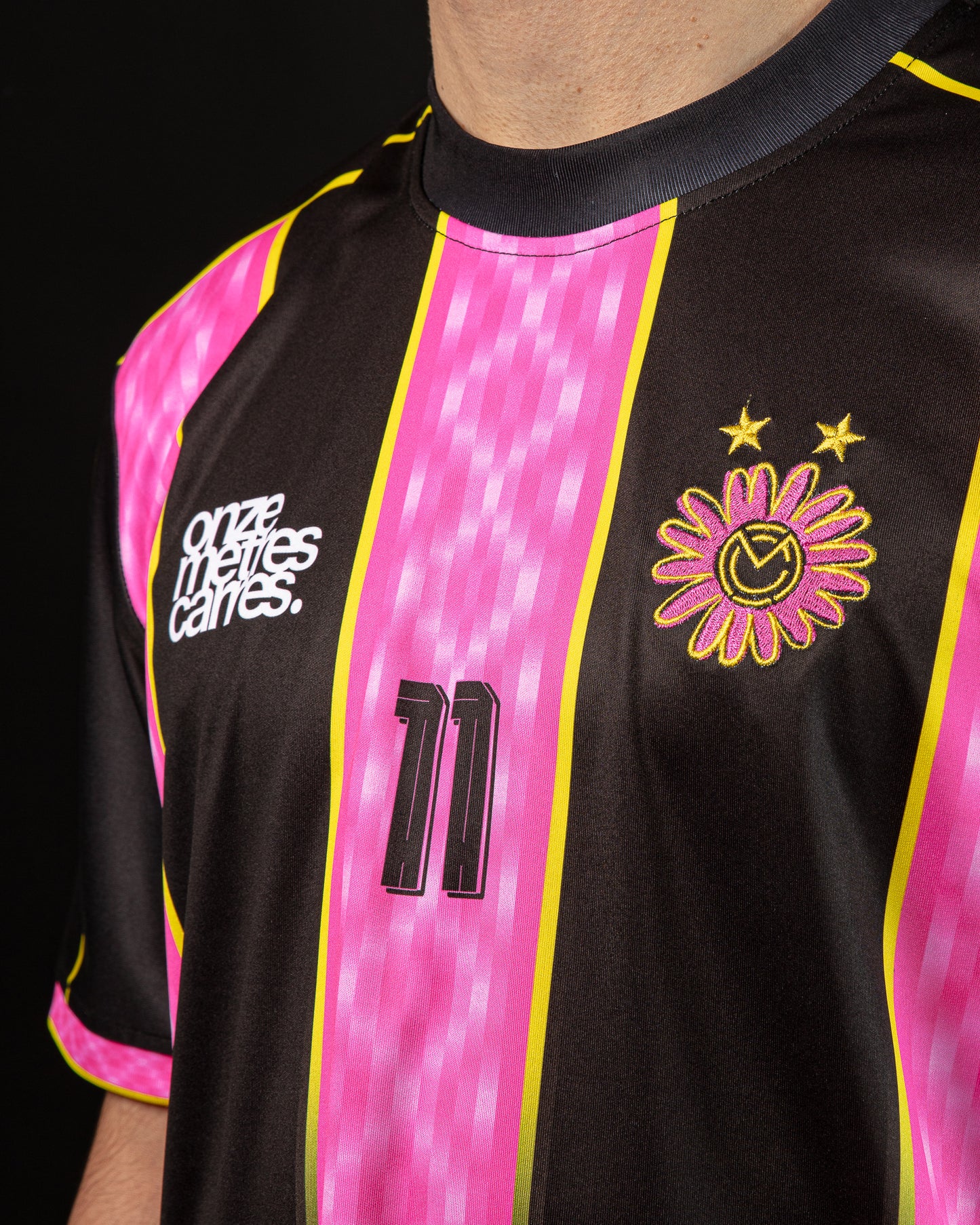 Maillot de football noir